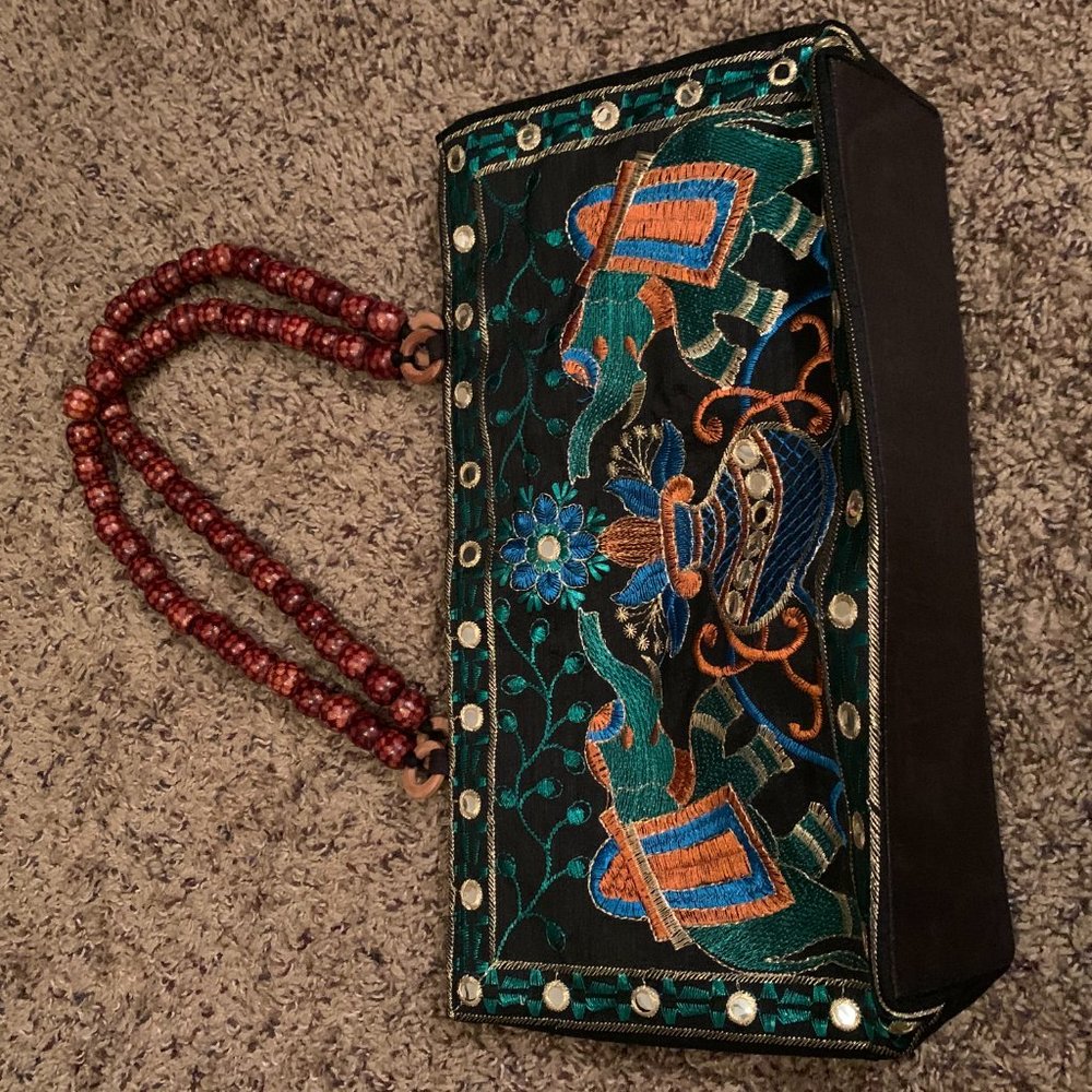 Purse - Picture 2 of 3